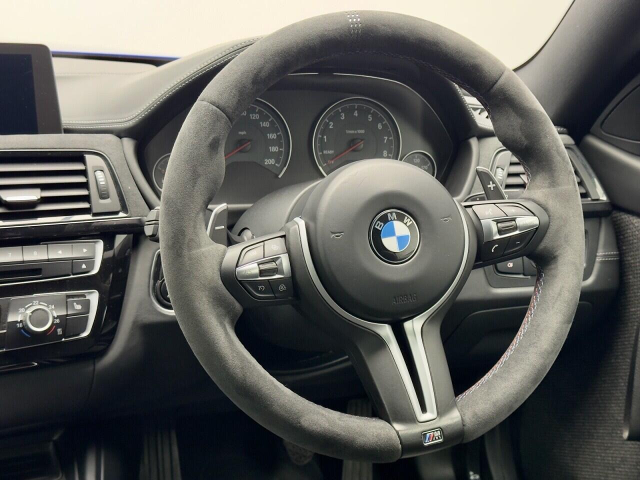 BMW M4 3.0 BiTurbo CS Coupe 2dr Petrol DCT Euro 6 (s/s) (460 ps) 5 Star Specialist Dealership