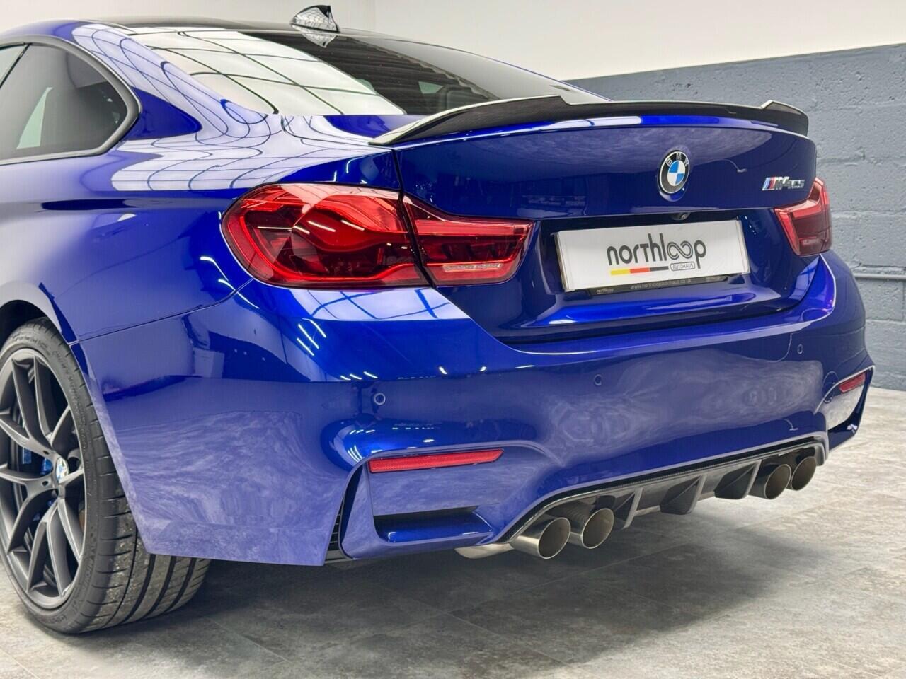 BMW M4 3.0 BiTurbo CS Coupe 2dr Petrol DCT Euro 6 (s/s) (460 ps) 5 Star Specialist Dealership
