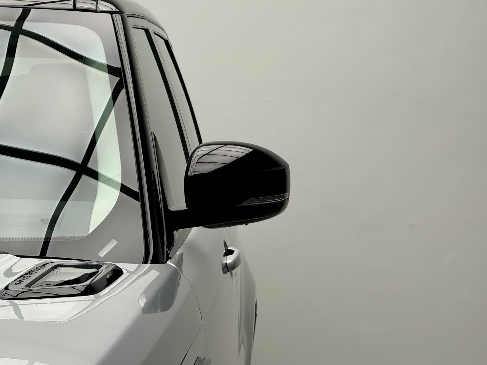 Land Rover Range Rover Sport 3.0 SD V6 HSE Dynamic SUV 5dr Diesel Auto 4WD Euro 6 (s/s) (306 ps)