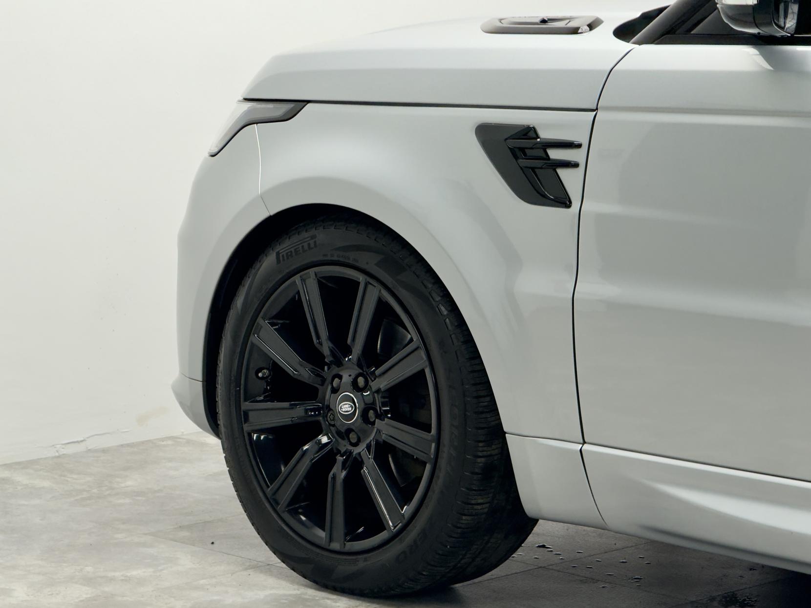 Land Rover Range Rover Sport 3.0 SD V6 HSE Dynamic SUV 5dr Diesel Auto 4WD Euro 6 (s/s) (306 ps)