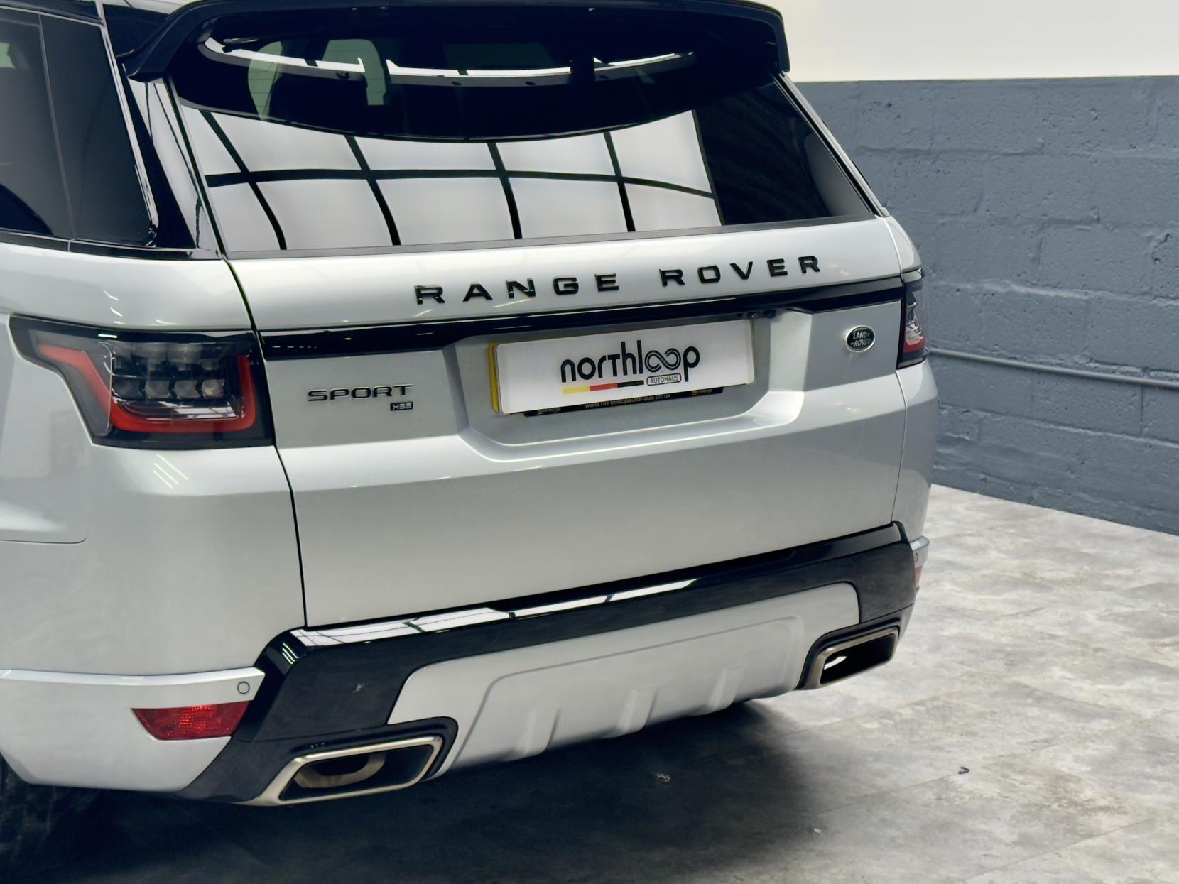 Land Rover Range Rover Sport 3.0 SD V6 HSE Dynamic SUV 5dr Diesel Auto 4WD Euro 6 (s/s) (306 ps)