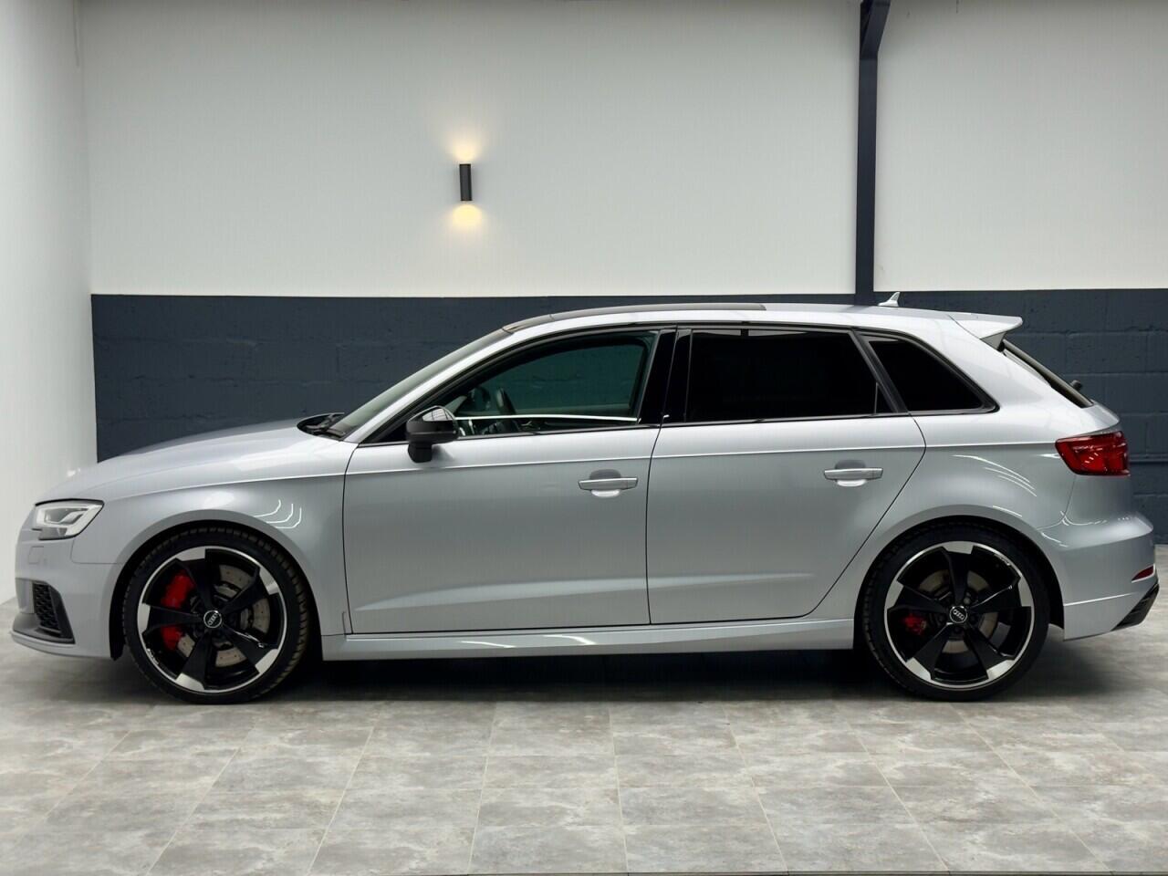 Audi RS3 2.5 TFSI Sportback 5dr Petrol S Tronic quattro Euro 6 (s/s) (400 ps) 5 Star Specialist Dealership