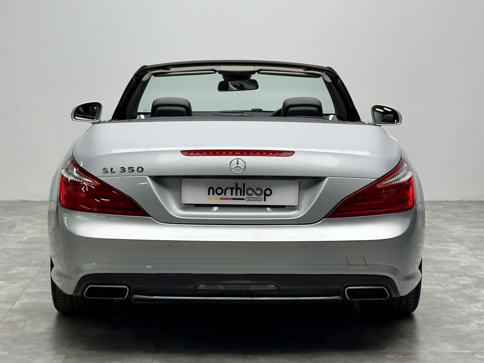 Mercedes-Benz SL 3.5 SL350 V6 BlueEfficiency Convertible 2dr Petrol G-Tronic Euro 5 (s/s) (306 ps) 5 Star Specialist Dealership