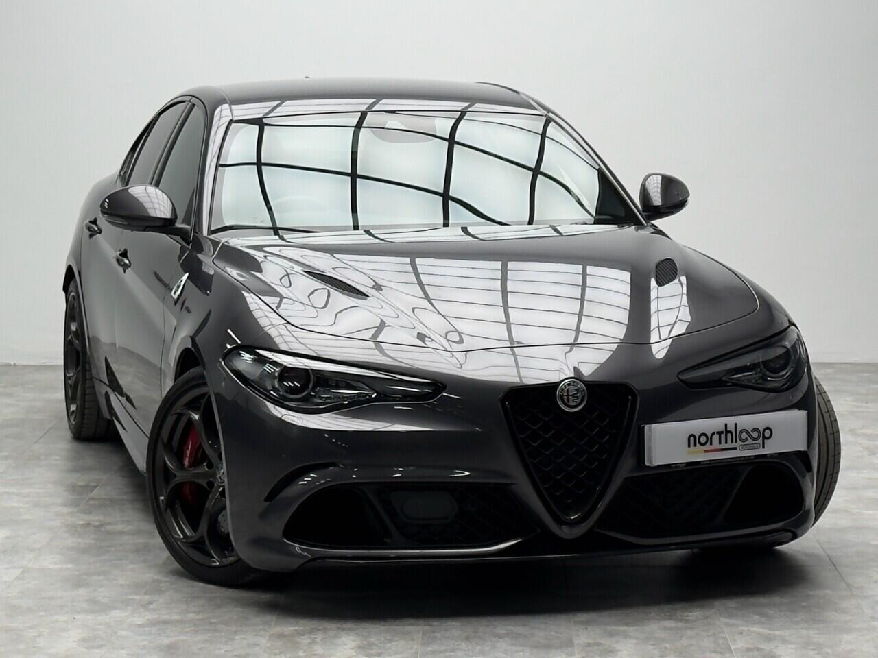 Alfa Romeo Giulia 2.9 V6 Bi-Turbo Quadrifoglio Saloon 4dr Petrol GPF Auto Euro 6 (s/s) (510 ps) 5 Star Specialist Dealership
