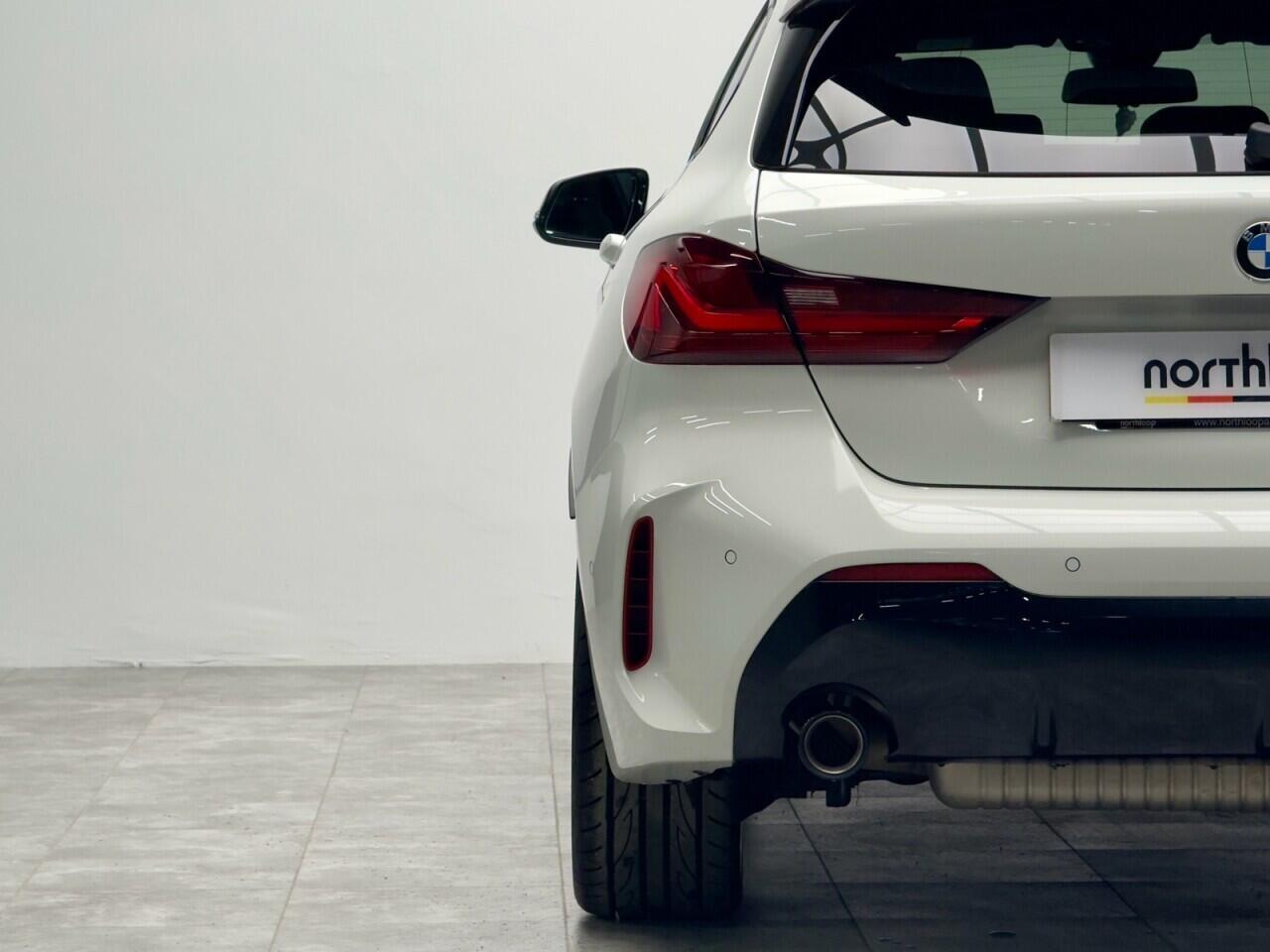 BMW 1 SERIES 2.0 128ti Hatchback 5dr Petrol Auto Euro 6 (s/s) (265 ps) 5 Star Specialist Dealership