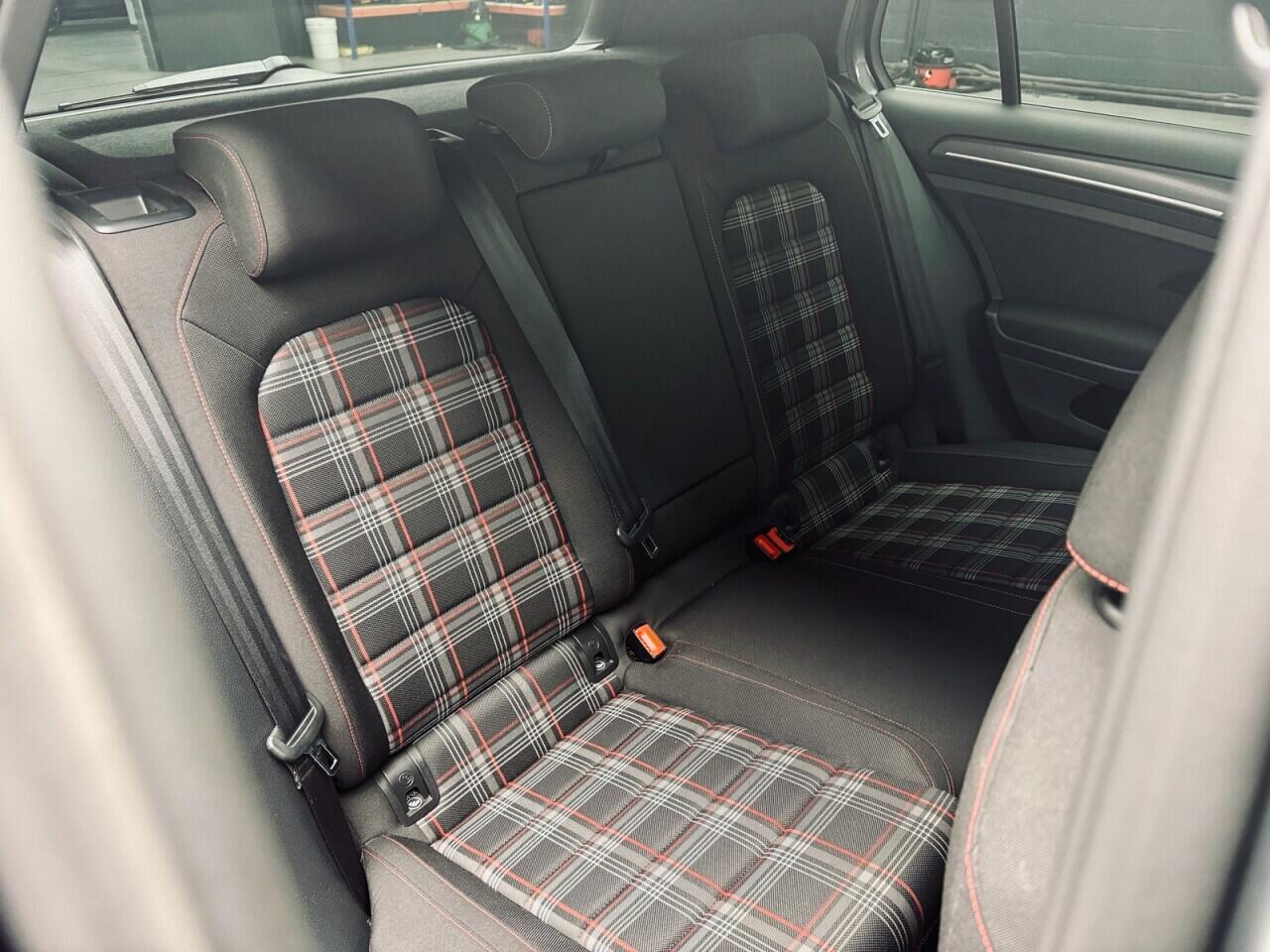 Volkswagen Golf 2.0 TSI GPF GTI Performance Hatchback 5dr Petrol DSG Euro 6 (s/s) (245 ps)