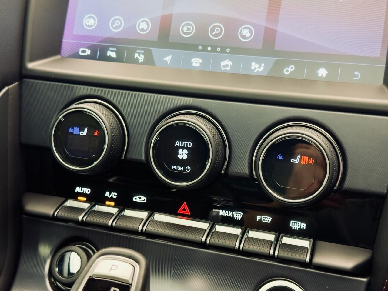 Jaguar F-TYPE 5.0 V8 GPF R Coupe 2dr Petrol Auto AWD Euro 6 (s/s) (550 ps)