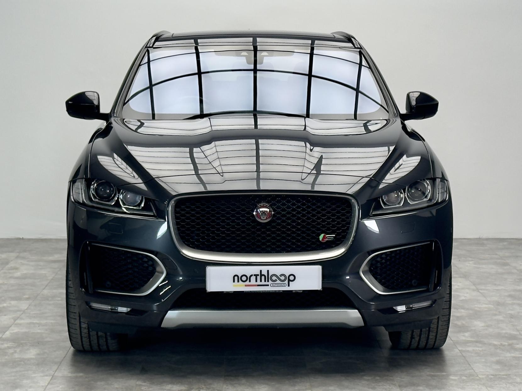 Jaguar F-PACE 3.0 D300 V6 S SUV 5dr Diesel Auto AWD Euro 6 (s/s) (300 ps)
